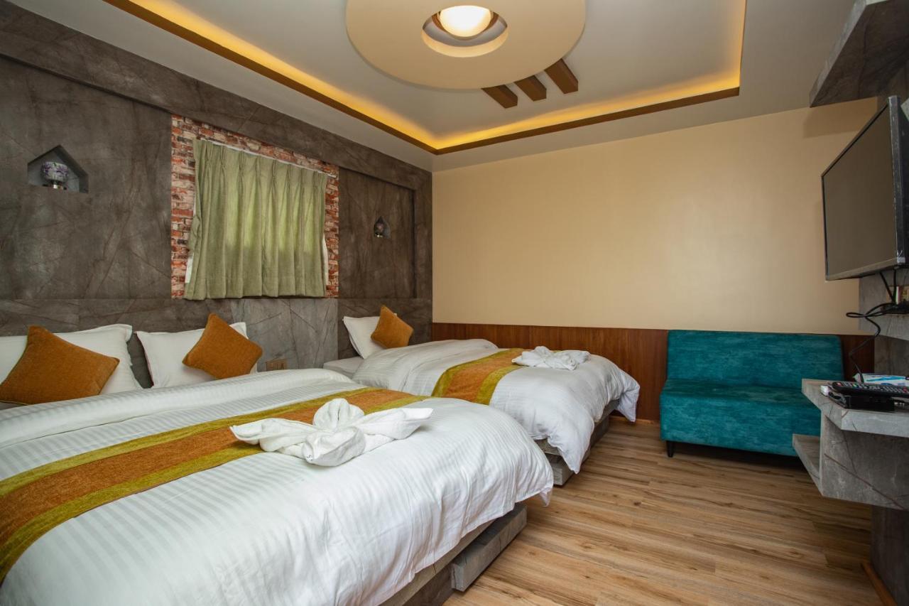 Gauri Shankar Hotel Nagarkot Exterior foto