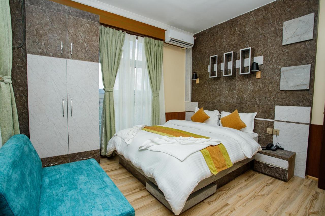 Gauri Shankar Hotel Nagarkot Exterior foto